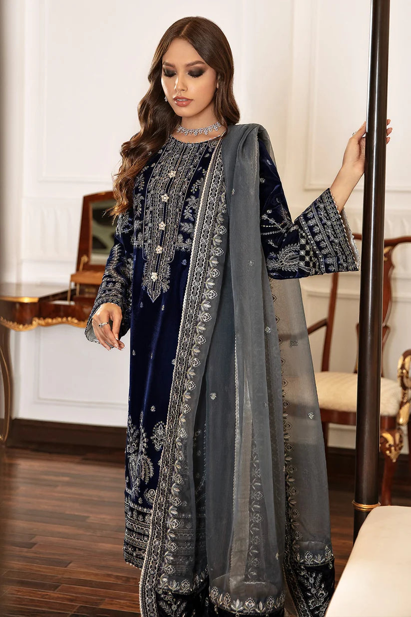 3PCS Velvet Embroidered Dress Velvet Winter Collection 971