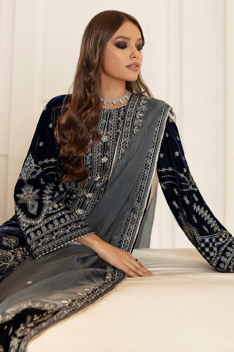 3PCS Velvet Embroidered Dress Velvet Winter Collection 971