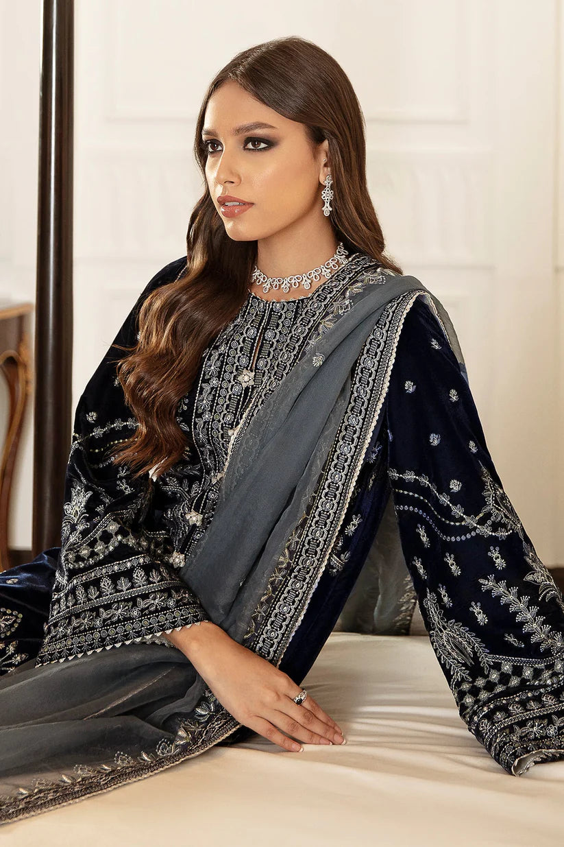 3PCS Velvet Embroidered Dress Velvet Winter Collection 971