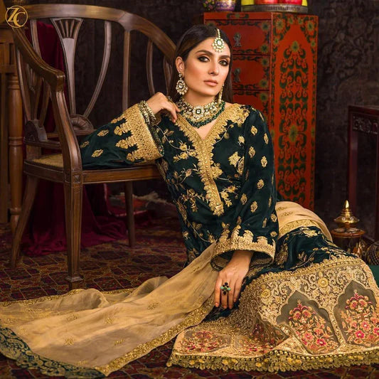 3PCS Velvet Embroidered Shirt With Organza Embroidered Dupatta Velvet Winter Collection 983