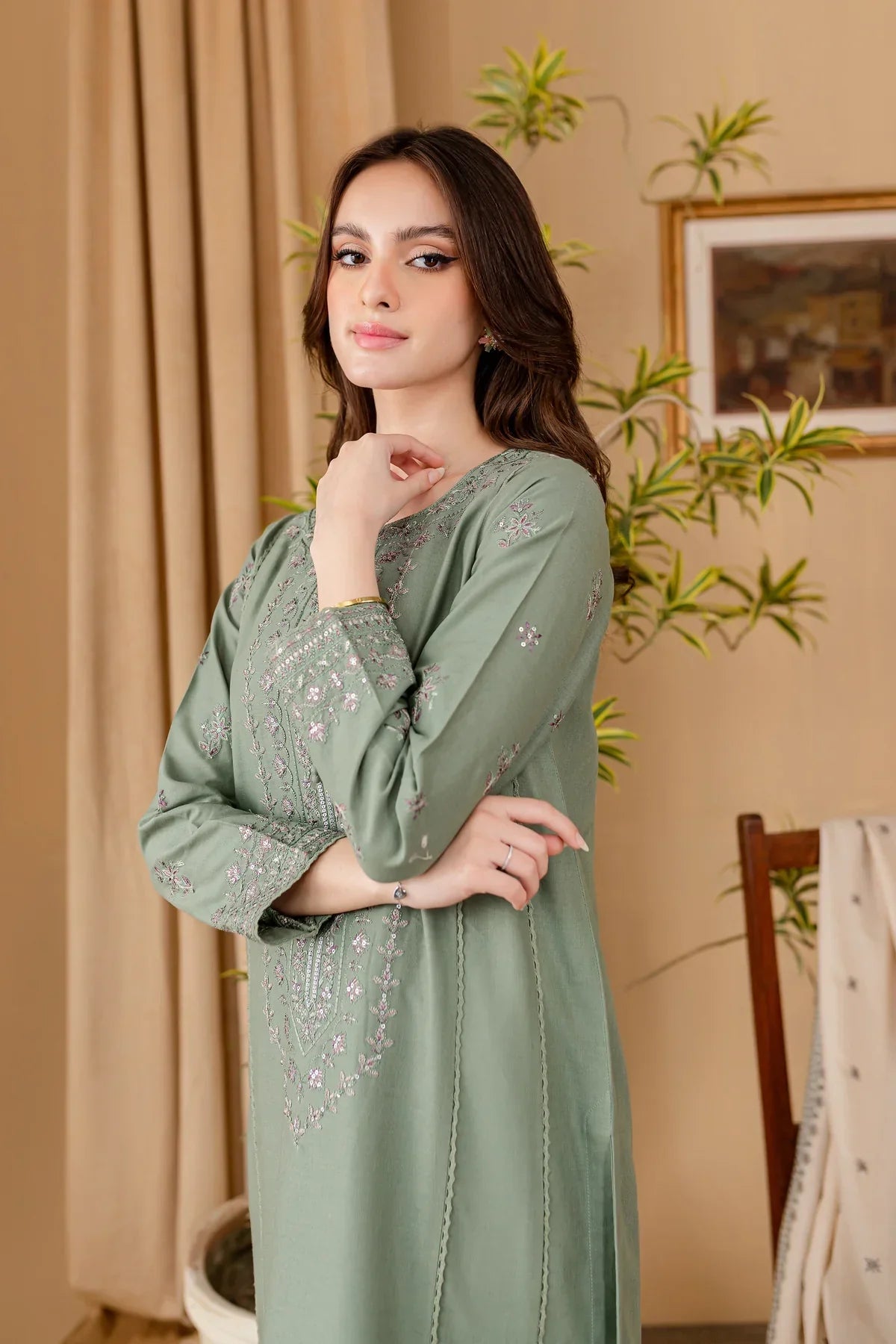3PCS BATIK Dhanak Embroidered With Dhanak Embroidered Dupatta Winter Collection ULM-1318