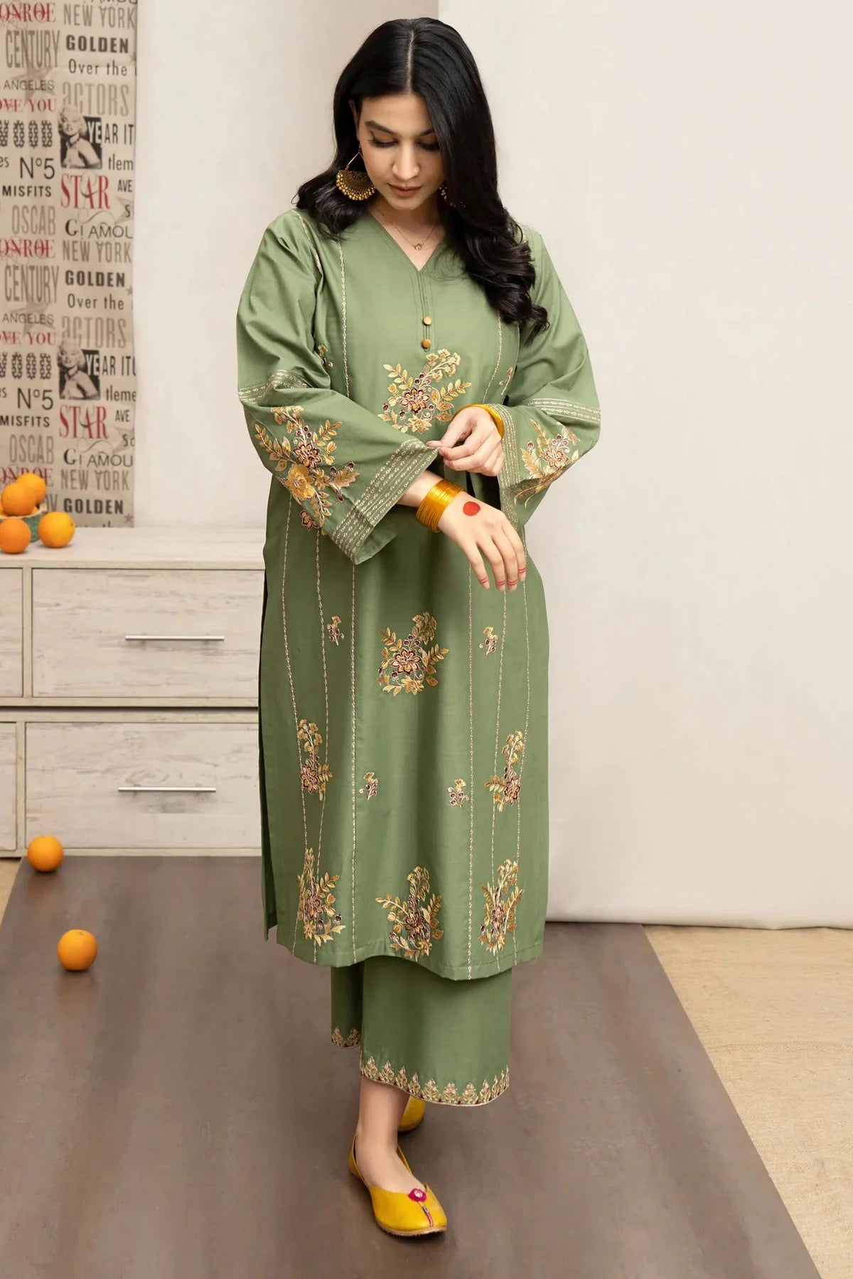 3PCS Urge Embroidered Winter Collection URW-721