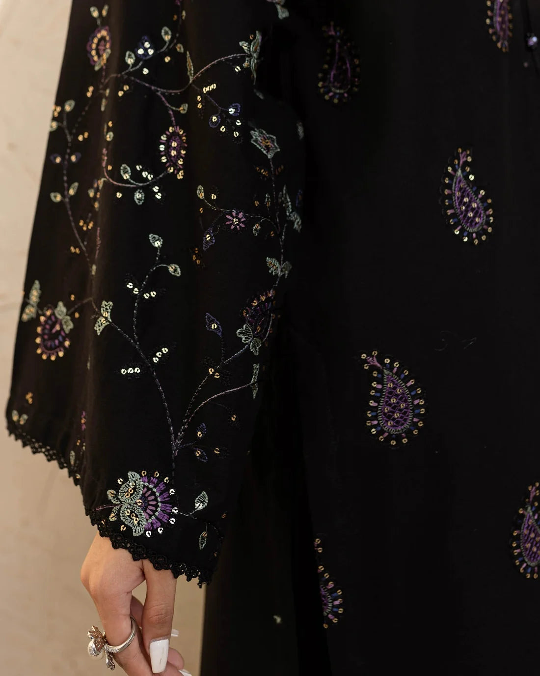 2PCS Dhanak Embroidered Winter Collection ULM -6002