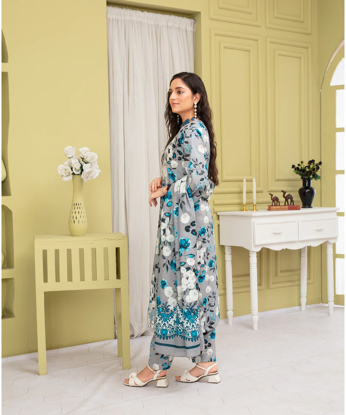 A+ 3PCS CREATION KHADDAR WITH KHADDAR PRINTED SHIRT & TROUSER Winter Collection ULM-916
