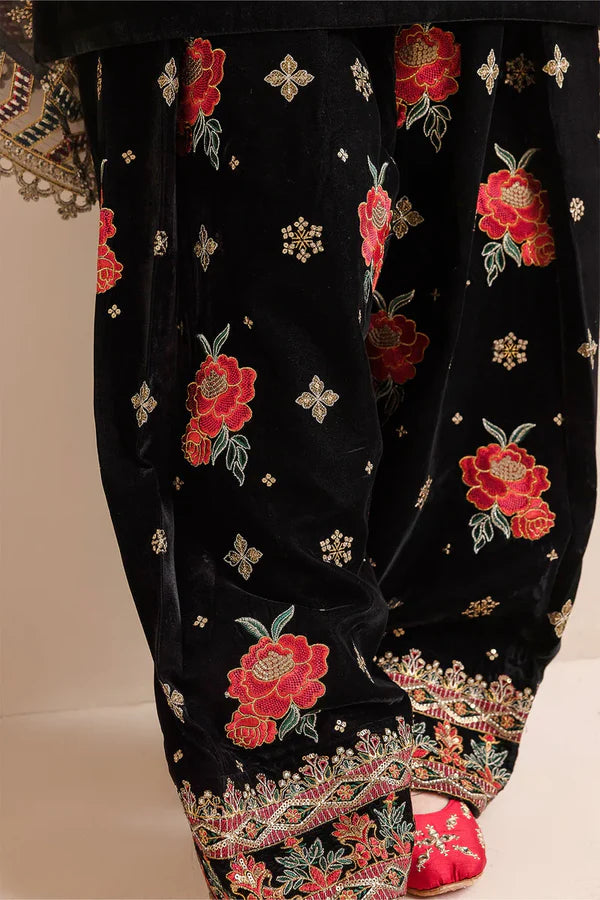 3PCS Embroidered Velvet Dress With Organza embroidered Dopata Velvet Winter Collection 978
