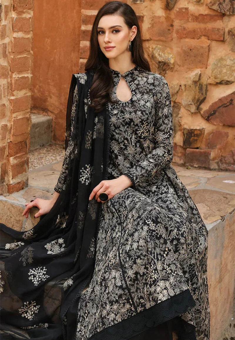 3PCS Bareeze Embroidered Dhanak Winter Collection jungle Bari
