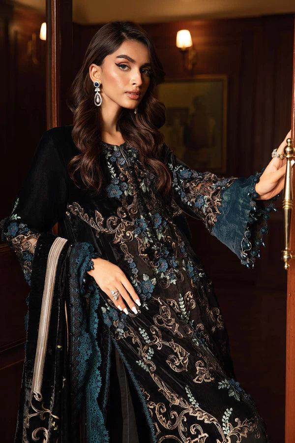 3PCS Embroidered Velvet Dress with Plachi Velvet Shawl Velvet Winter Collection 7003