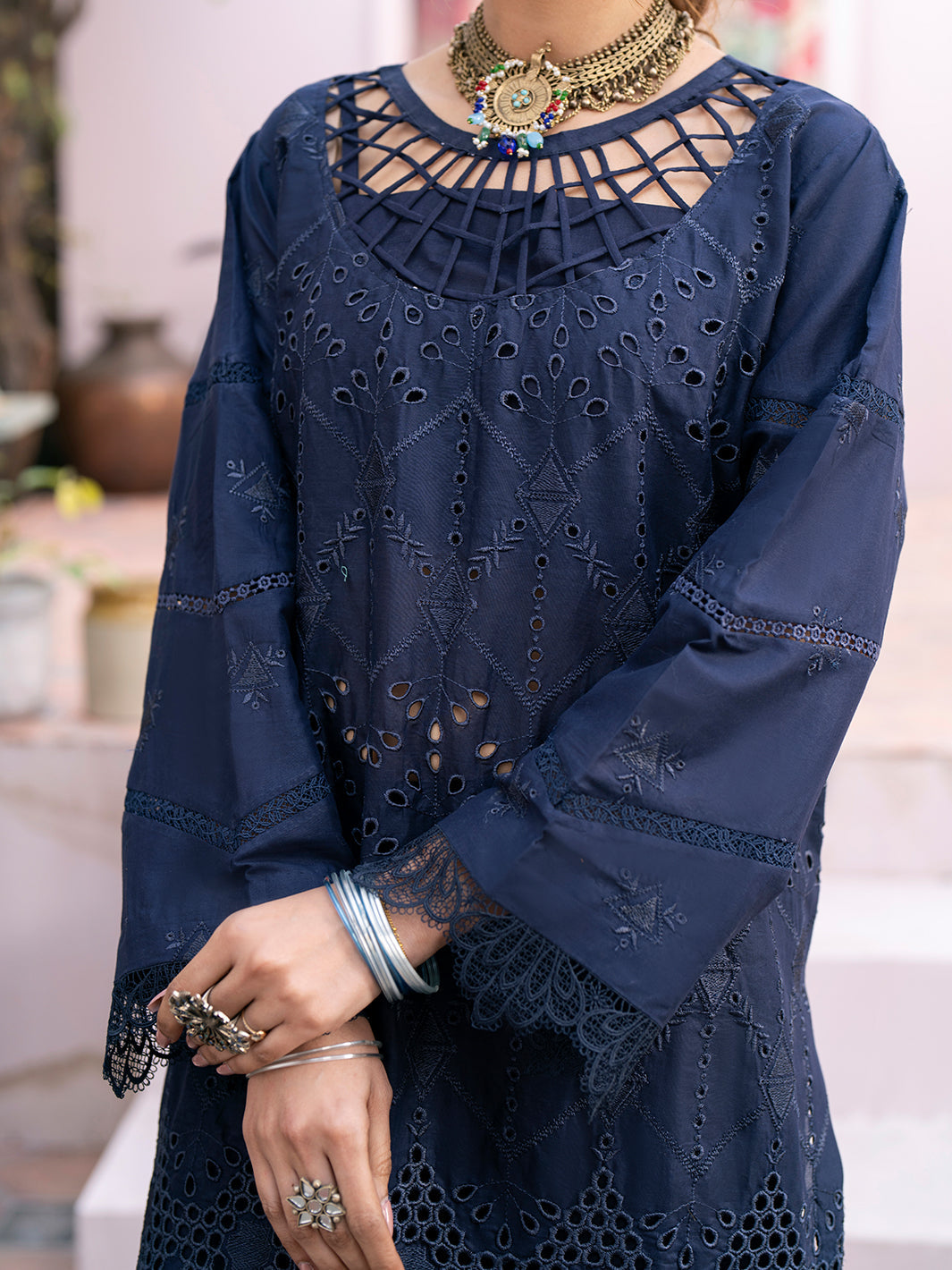 Chikankari 3PC Dhanak Embroidered With Digital Printed Shawl-118