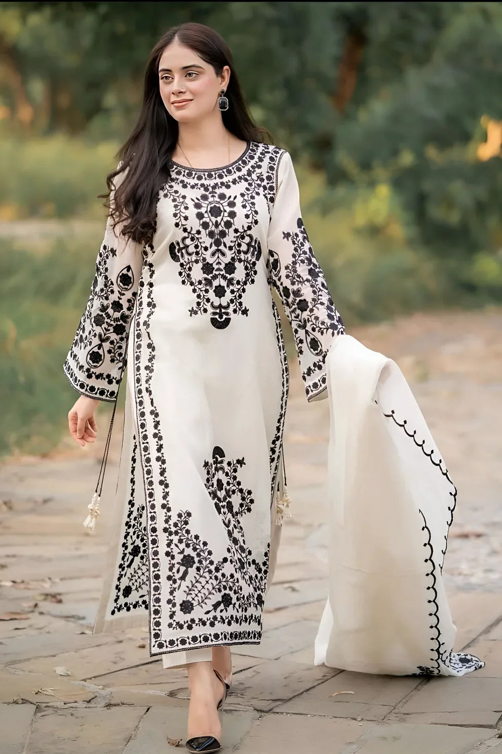 A+ 3PCS Jazmin Dhanak Embroidered With Dhanak Embroidered Shawl Winter Collection ULM-105