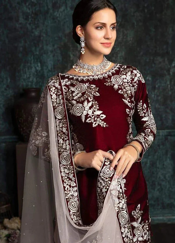 3PCS Embroidered Velvet Dress with Organza Dupatta Velvet Winter Collection 301