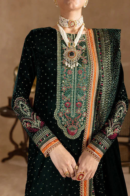 3PCS Embroidered Velvet Dress Velvet Winter Collection 974