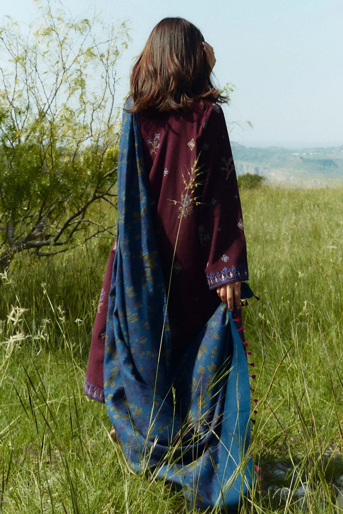 A+ 3PCS ZARA SHAHJAHAN Dhanak Embroidered Shirt With Digital Printed Shawl Winter Collection ULM-274