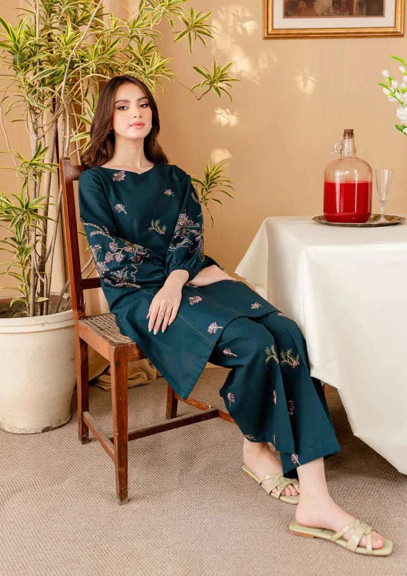 2PCS BATIK Dhanak Embroidered Winter Collection ULM-112