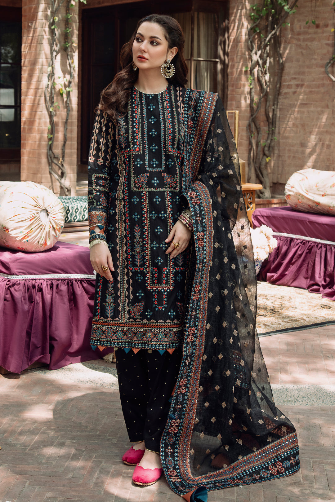 3PCS Jazmin Black Embroidered Lawn Collection JZ-01