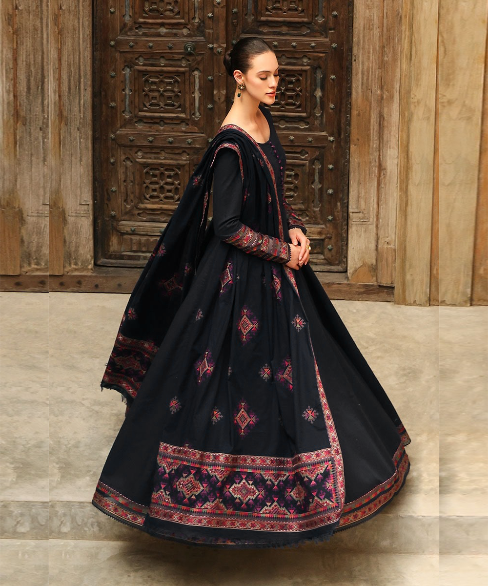 3PCS Bareeze Dhanak Embroidered With Dhanak Shawl Embroidered Winter Collection ULM-132
