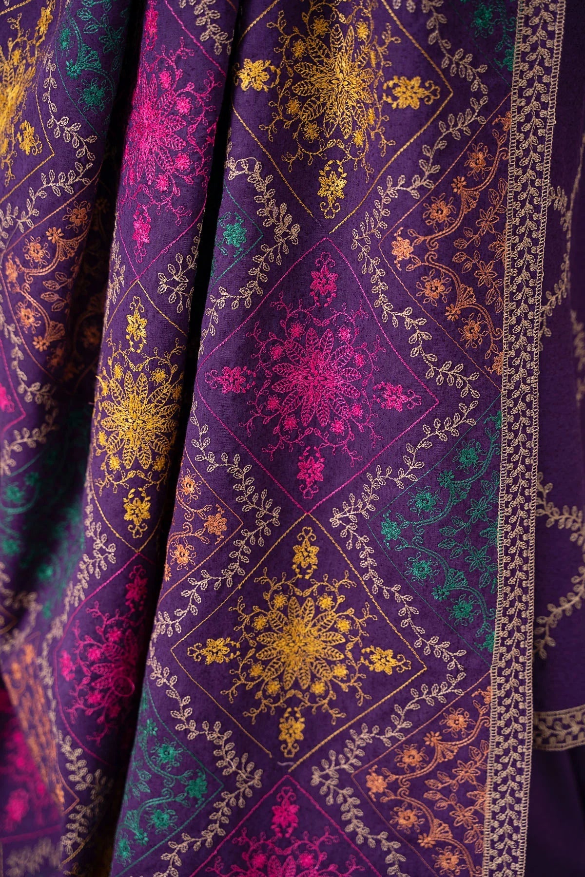 Dhanak-3PC Embroidered Shirt with Dhanak Embroidered Shawl - 102