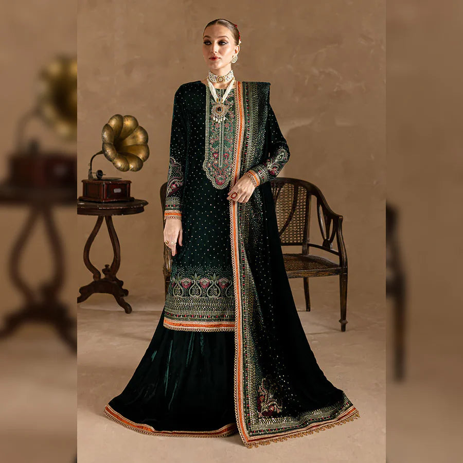 3PCS Embroidered Velvet Dress Velvet Winter Collection 974
