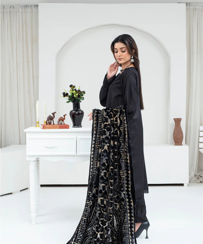 3PCS CREATION Dhanak Chikankari Embroidered Shirt With Velvet Plachi Shawl Winter Collection ULM- 2107