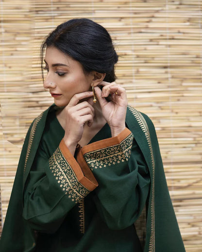 3PCS Mongia Dhanak Embroidered With Dhanak Shawl LC Winter Collection ULM-471