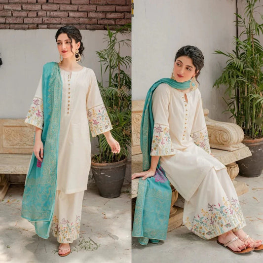 3PCS Off White Khaddar Embroidered LC Winter Collection ULM-624