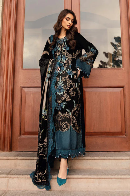 3PCS Embroidered Velvet Dress with Plachi Velvet Shawl Velvet Winter Collection 7003