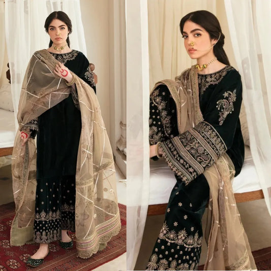3PCS Embroidered Velvet Dress With Embroidered Organza Dupatta Velvet Winter Collection 958