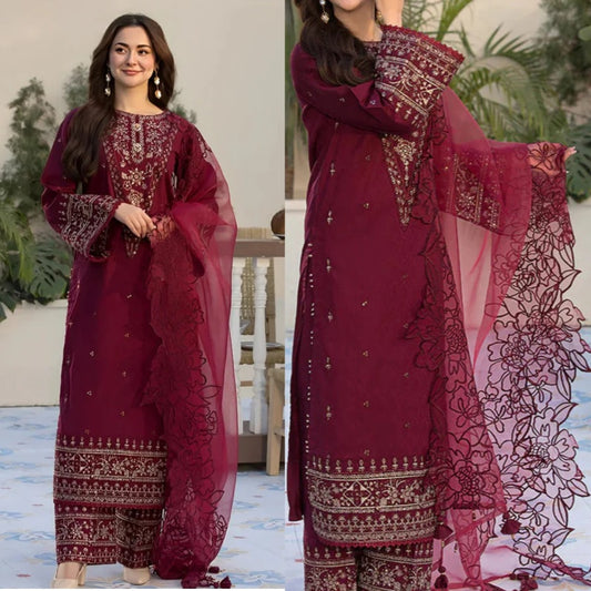 3PCS- Embroidered Velvet Dress with Embroidered Organza Dupatta Velvet Winter Collection 312