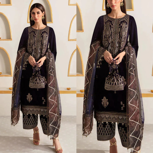 3PCS Embroidered Velvet Dress with Organza Embroidered Dupatta Velvet Winter Collection 7001