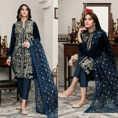 3PCS Embroidered Velvet 3-Piece Dress with Embroidered Organza Velvet Winter Collection 3055