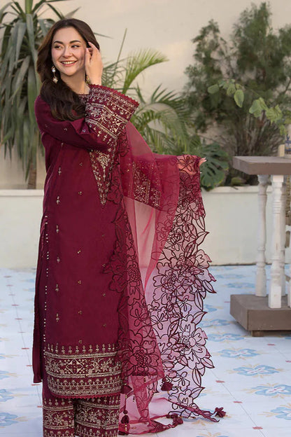3PCS- Embroidered Velvet Dress with Embroidered Organza Dupatta Velvet Winter Collection 312