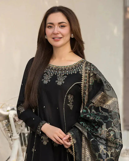 A+ 3PCS Dhanak Embroidered Shirt with Digital Printed Silk Dupatta Winter Collection ULM-3283