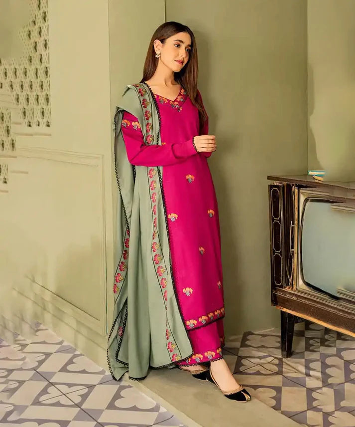 3PCS Lawn- Embroidered Shirt with Lawn Embroidered Dupatta Lawn Collection ULM- 1173