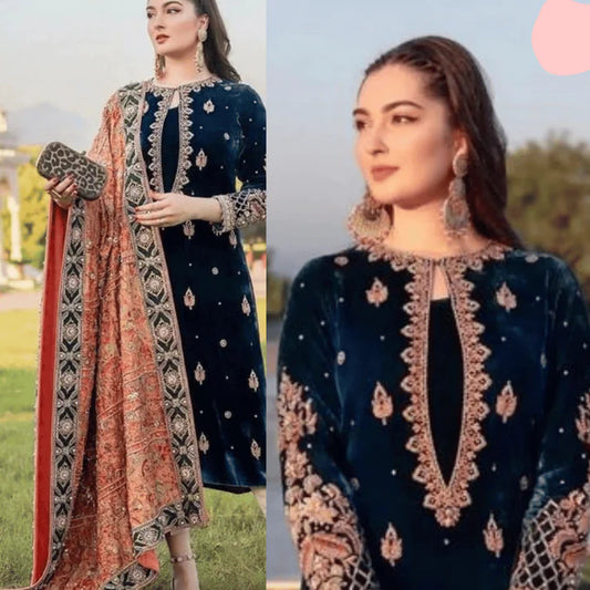 3PCS Velvet Embroidered Dress With Dhanak Shawl Velvet Winter Collection 965