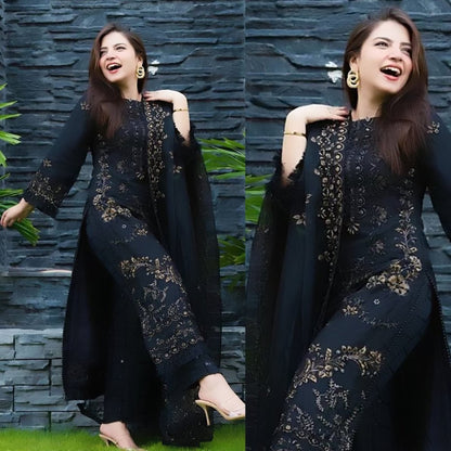 Lawn 3PC Embroidered Shirt with Organza Embroidered Dupatta - 5012 - Sapphire Studios